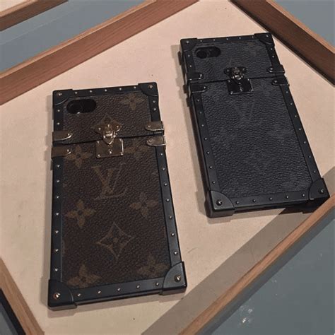 louis vuitton monogram canvas petite malle iphone case 7|louis vuitton petite malle bag.